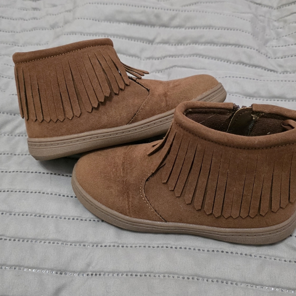 Girl's Moccasins